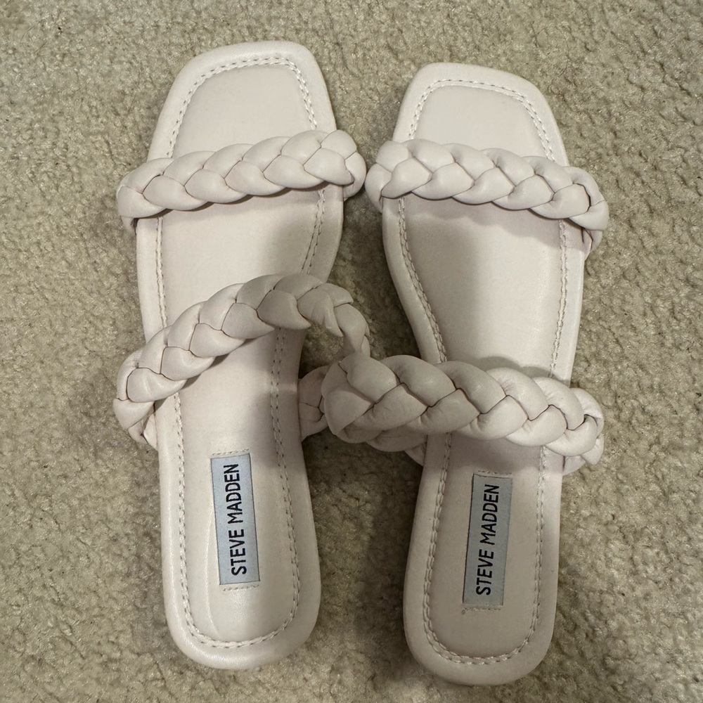 Steve Madden sandals